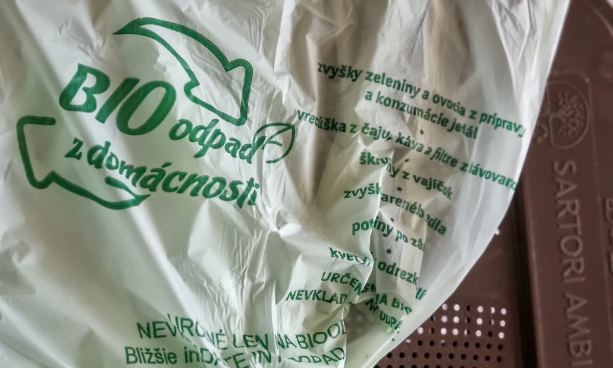 Čo zabralo a ako na to: V Partizánskom zbierajú bioodpad od dverí (diel 3/5)