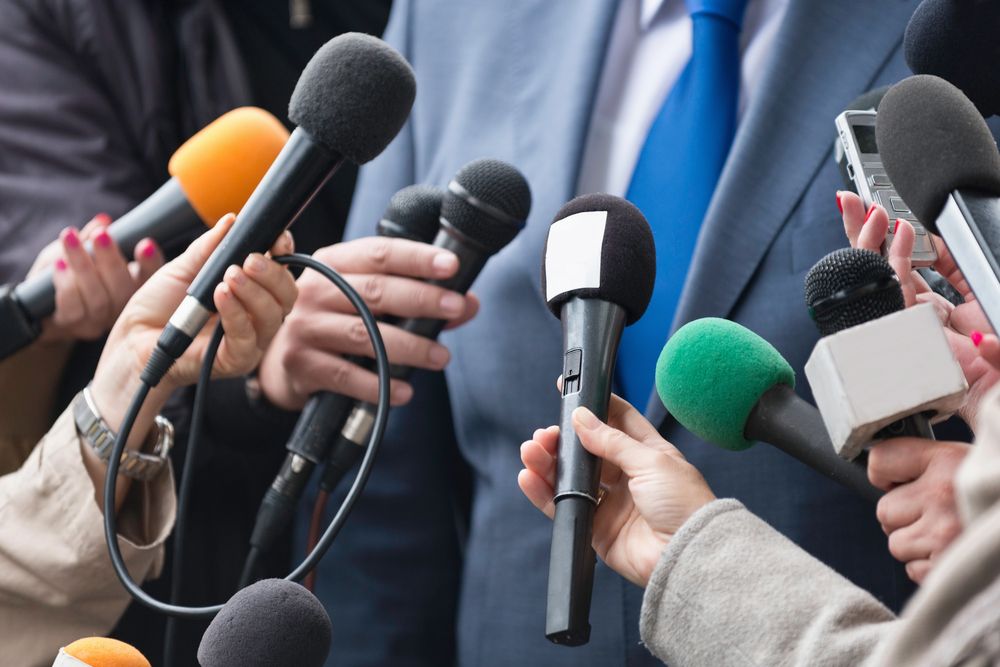 Editoriál. Tarabove sľuby zostali na tlačových konferenciách