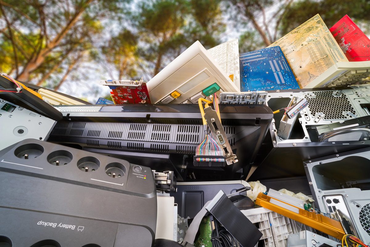 Roky recyklovali elektroodpad, teraz chcú, aby časť spotrebičov slúžila ďalej. Zber strojnásobia