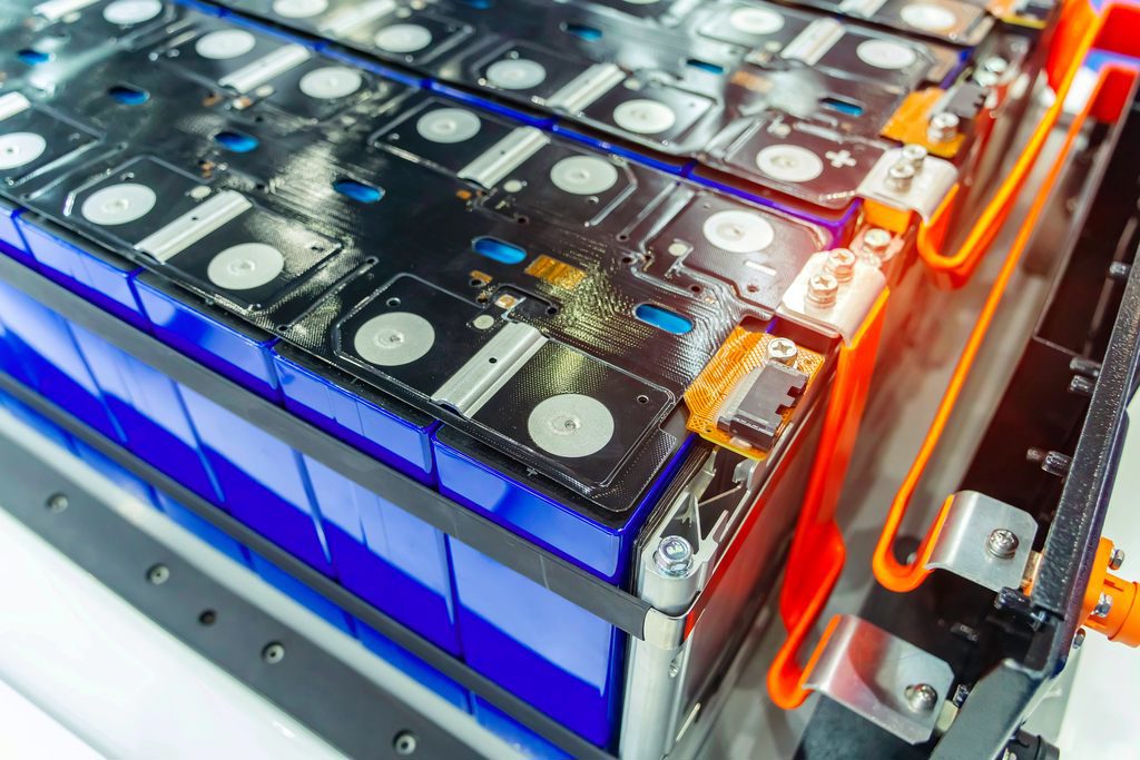 Recyklácia batérií naráža na ekonomiku. Doprava a demontáž môžu byť väčší problém než technológia