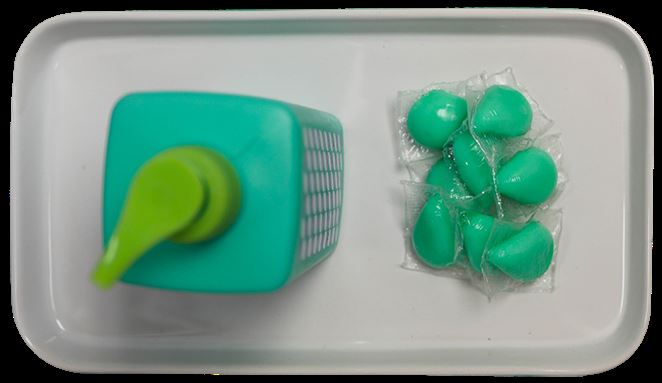 Nový zero waste šampón sa predáva v rozpustných kapsulách na jedno použitie