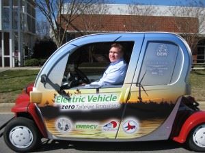 Ozzie Zehner: Zelené technológie sú zelené ilúzie