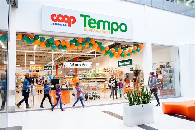 Jednota ukončuje predaj jednorázových plastových výrobkov