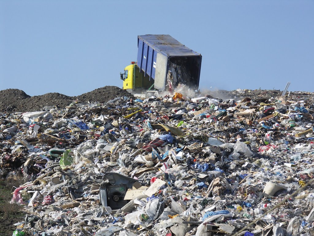 Krajiny najlepšie nakladajúce s odpadom sa spoliehajú na energetické zhodnocovanie