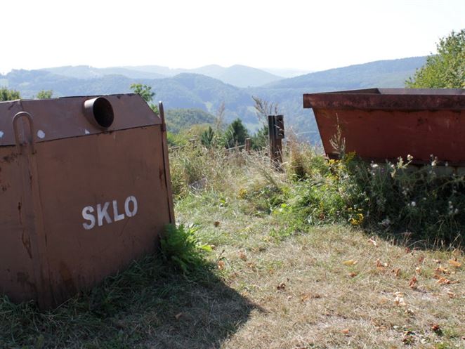 sklo odpad