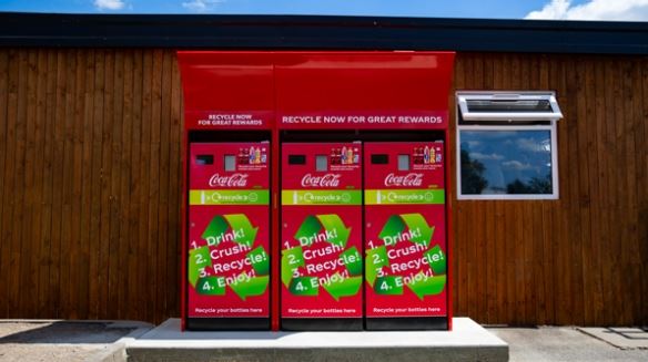 Coca-Cola motivuje návštevníkov zábavných parkov recyklovať, ponúka zľavu na vstupenky