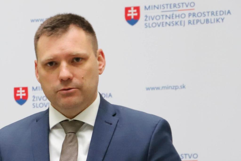 Sľubovali nový plán do dvoch mesiacov. Vrakunská skládka stále čaká na riešenie
