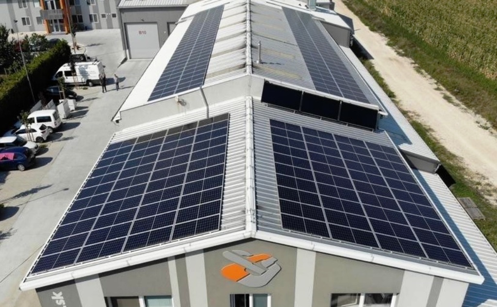 Slovenský výrobca triediacich liniek poháňa výrobu aj solárnou energiou