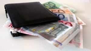 Dodržiavanie povinností povinných osôb, výrobcov a dovozcov