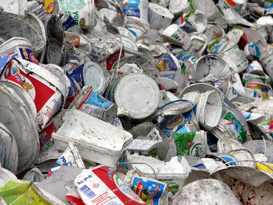 Komisia zverejnila návrh ďalších záťaží pre podnikateľov. Chce sprísniť recyklačné ciele