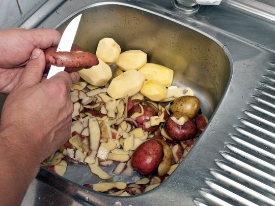 Obce budú čeliť zvýšeným nákladom na kuchynský odpad. MŽP chce uvoľniť fondy