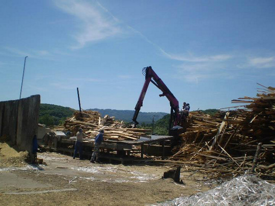 Investície a verejné obstarávania | MAREC 2014
