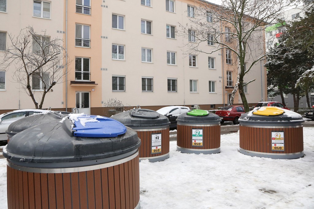 polopodzemné kontajnery