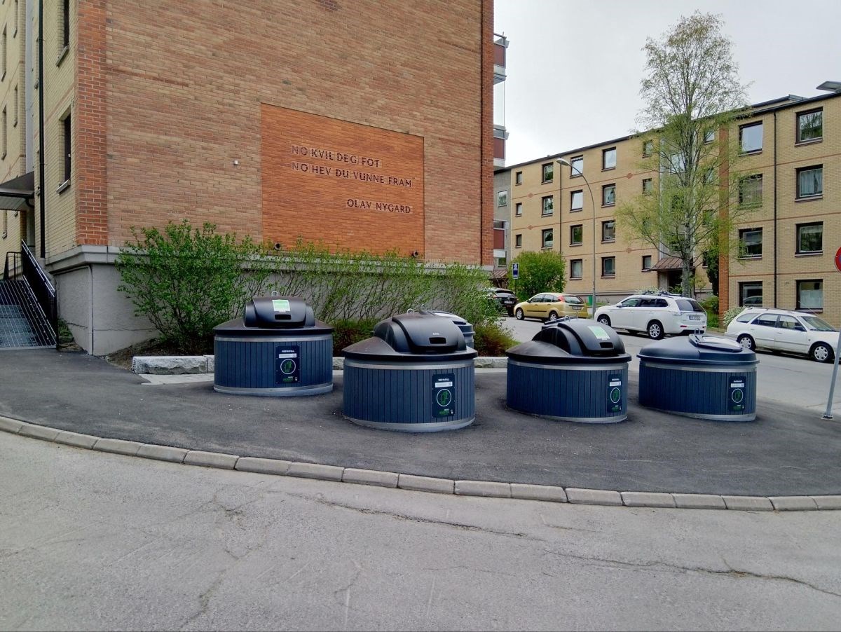 polopodzemné kontajnery